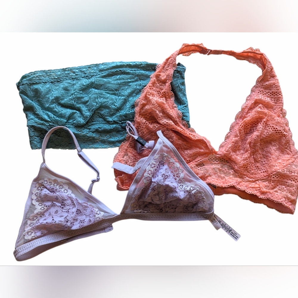 3 Large Bralettes - Bundle - Picture 1 of 4